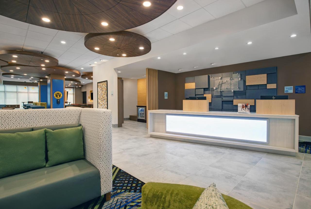 Holiday Inn Express - Milwaukee Downtown By Ihg Zewnętrze zdjęcie
