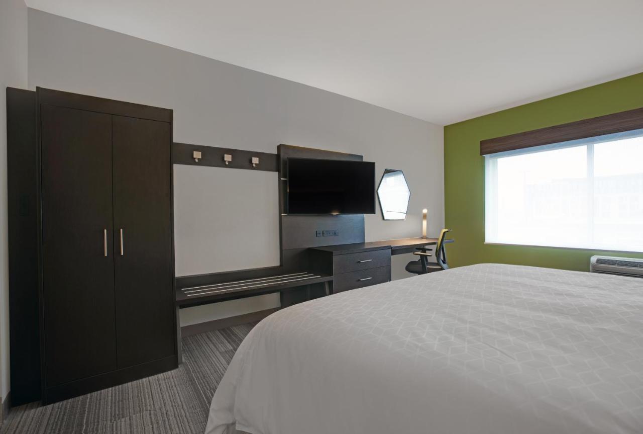 Holiday Inn Express - Milwaukee Downtown By Ihg Zewnętrze zdjęcie