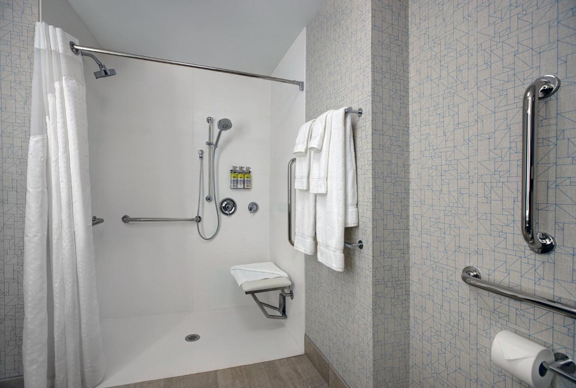 Holiday Inn Express - Milwaukee Downtown By Ihg Zewnętrze zdjęcie